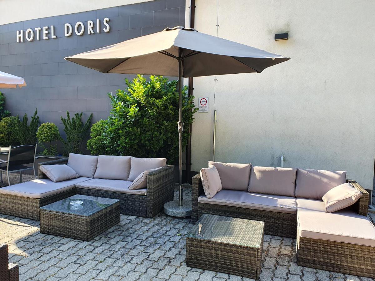 Doris Hotel Siófok Esterno foto