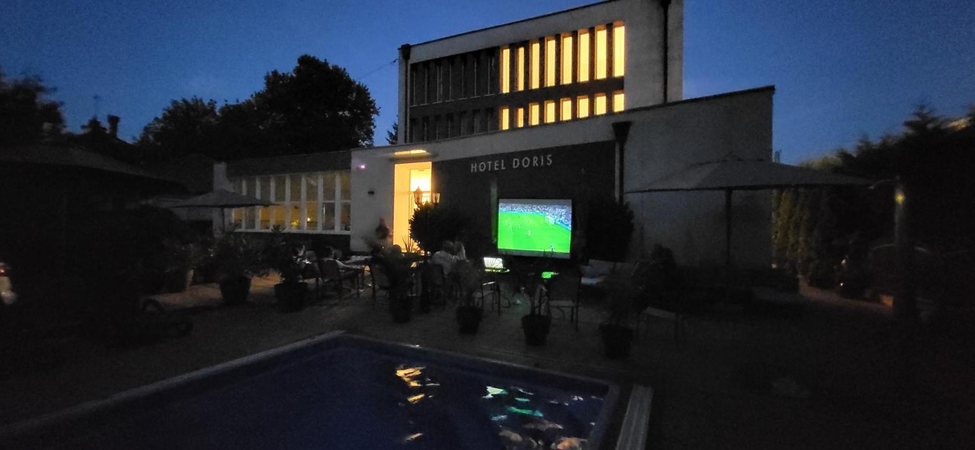 Doris Hotel Siófok Esterno foto