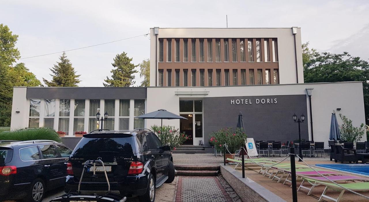 Doris Hotel Siófok Esterno foto
